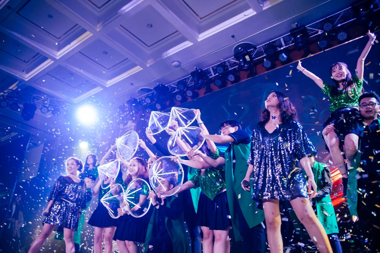 DELOITTE - CONNECTING FOR LEGACY 