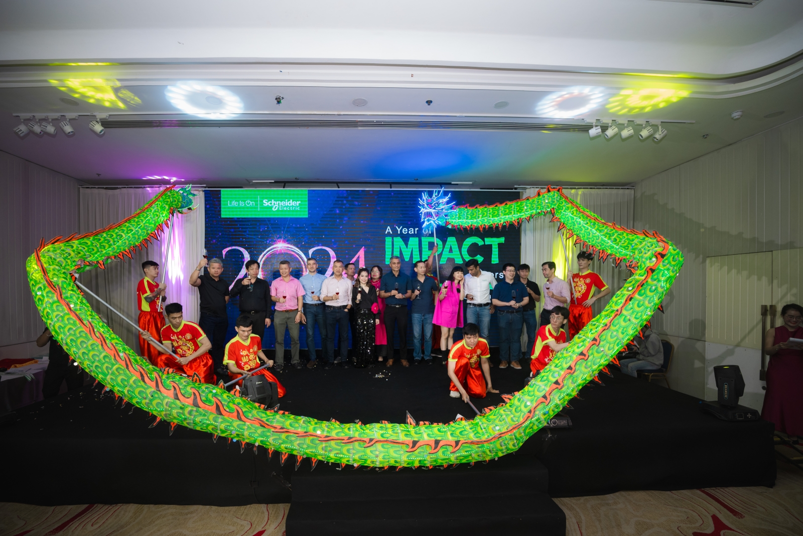 SCHNEIDER ELECTRIC - A YEAR OF IMPACT THE MARKERS